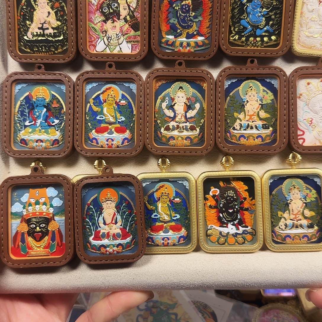 吊坠3✖️4纯手绘擦擦任选一尊