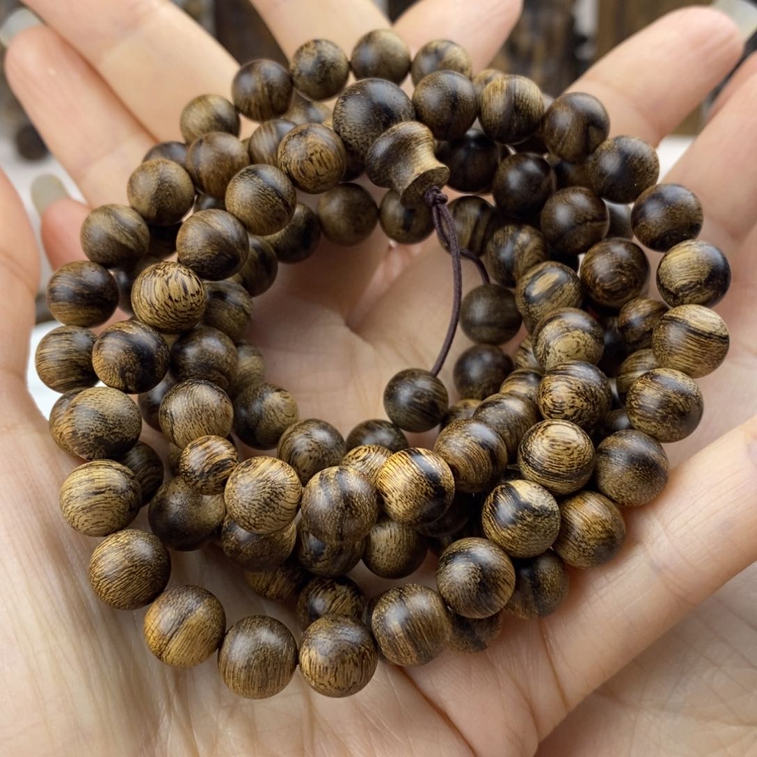 沉香手串达拉干沉香