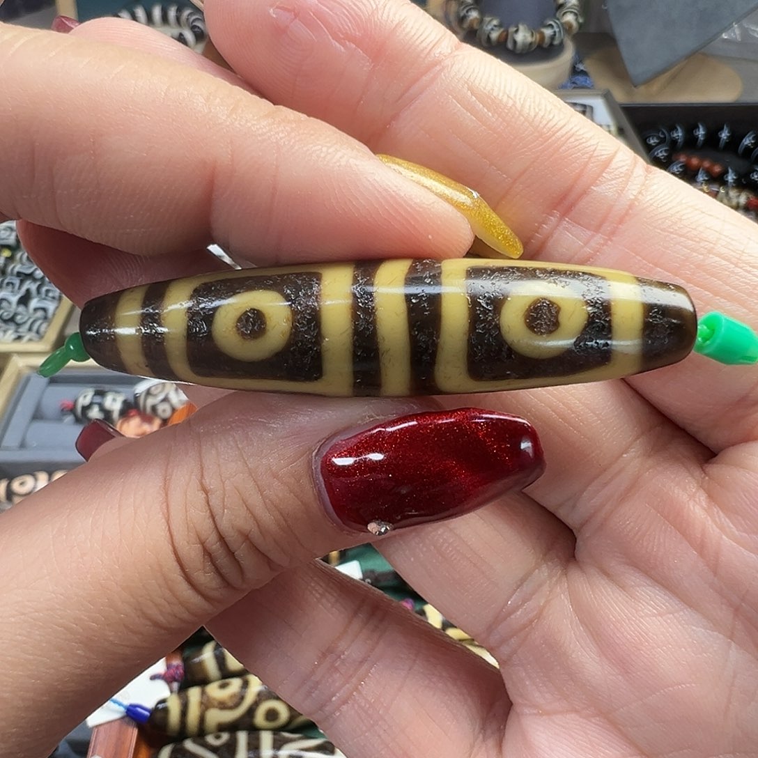 玛瑙/玉髓未镶嵌珠宝半成品老冯超顶至纯哑光地门四眼