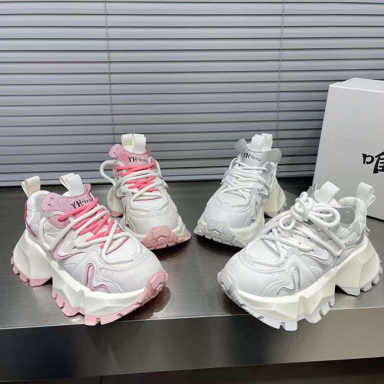 2025磨砂皮春季时尚休闲鞋老爹鞋透气百搭网面ol夏季女士低帮系带