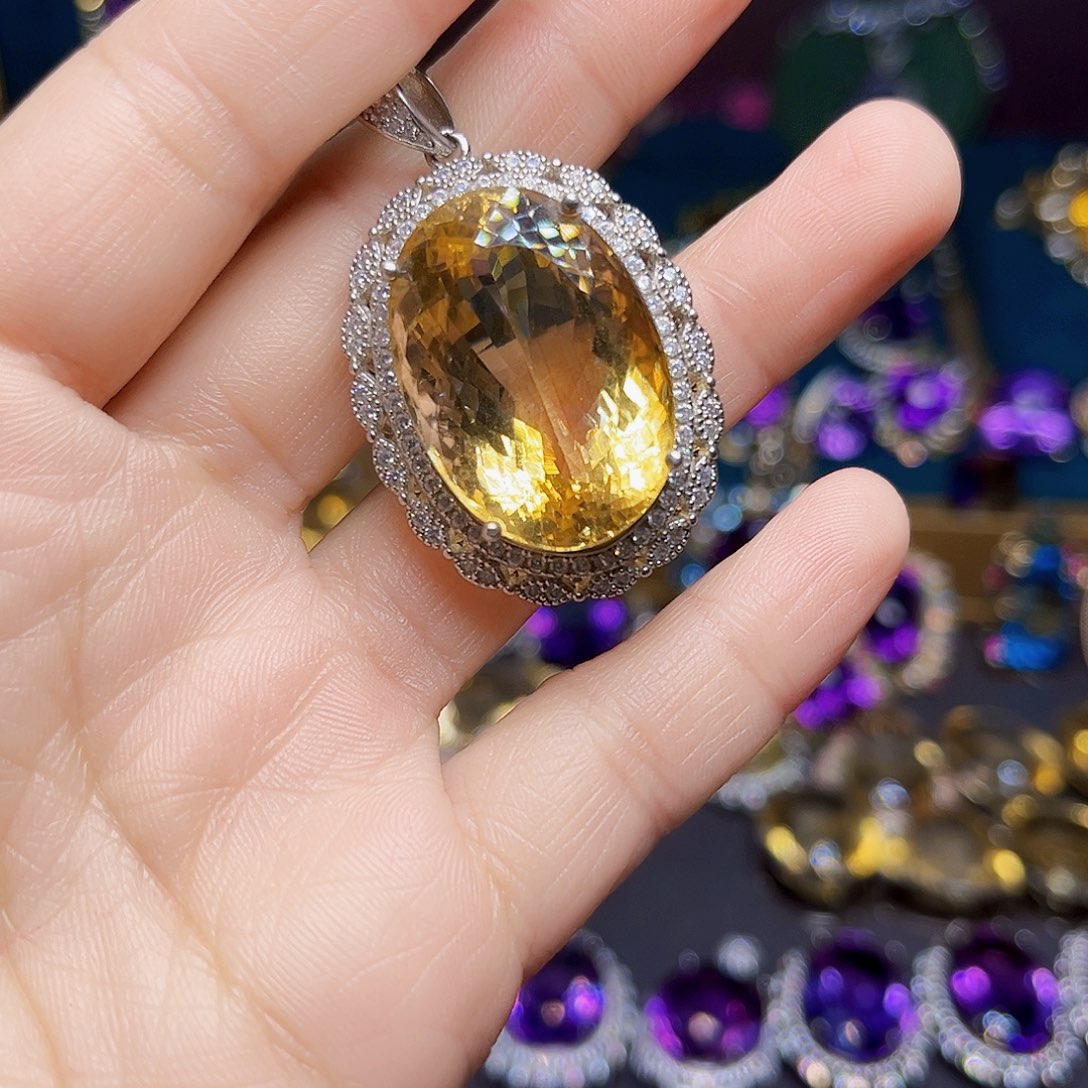 水晶天然黄水晶吊坠银S925镶嵌p***l
