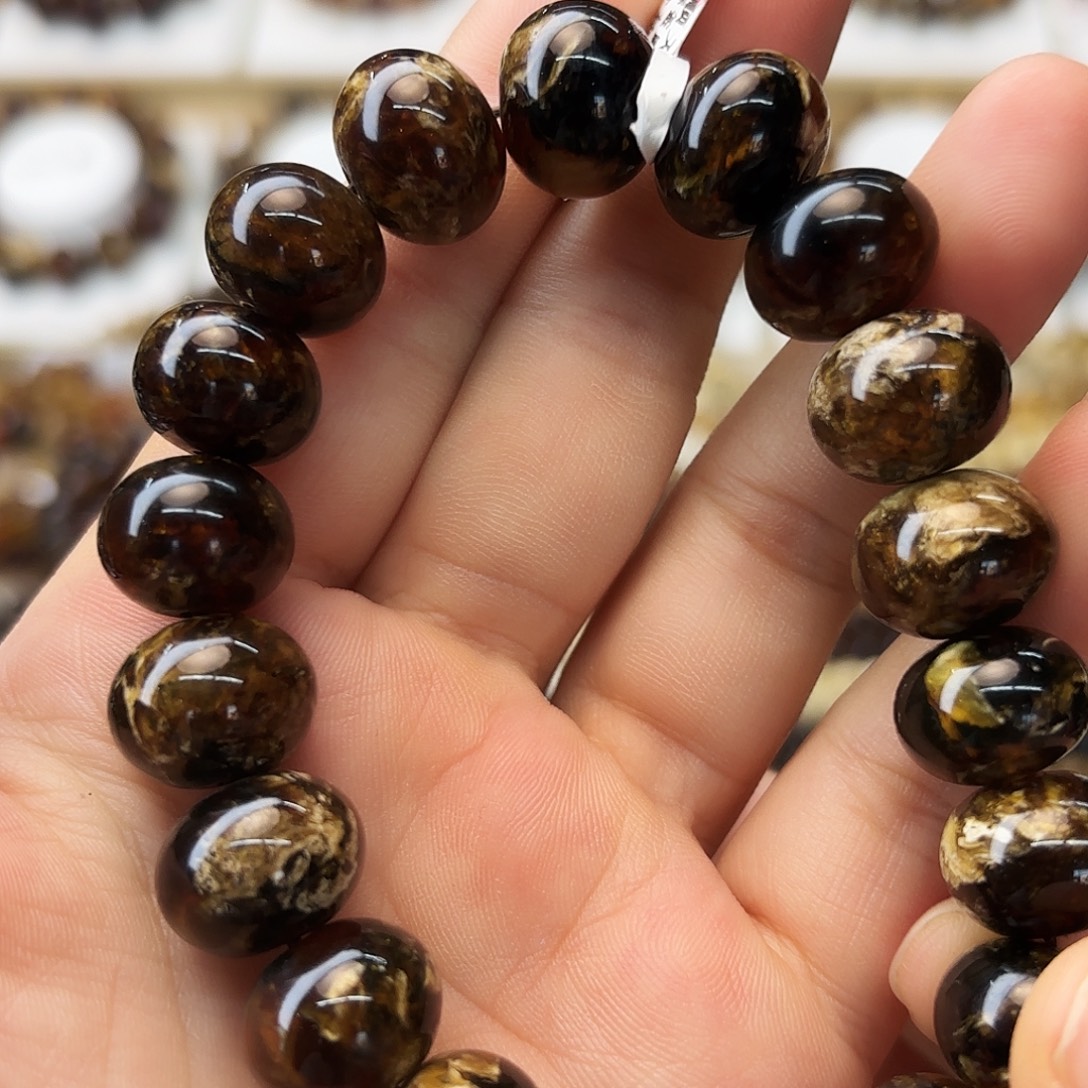 诸***亮琥珀未镶嵌裸石十四91139