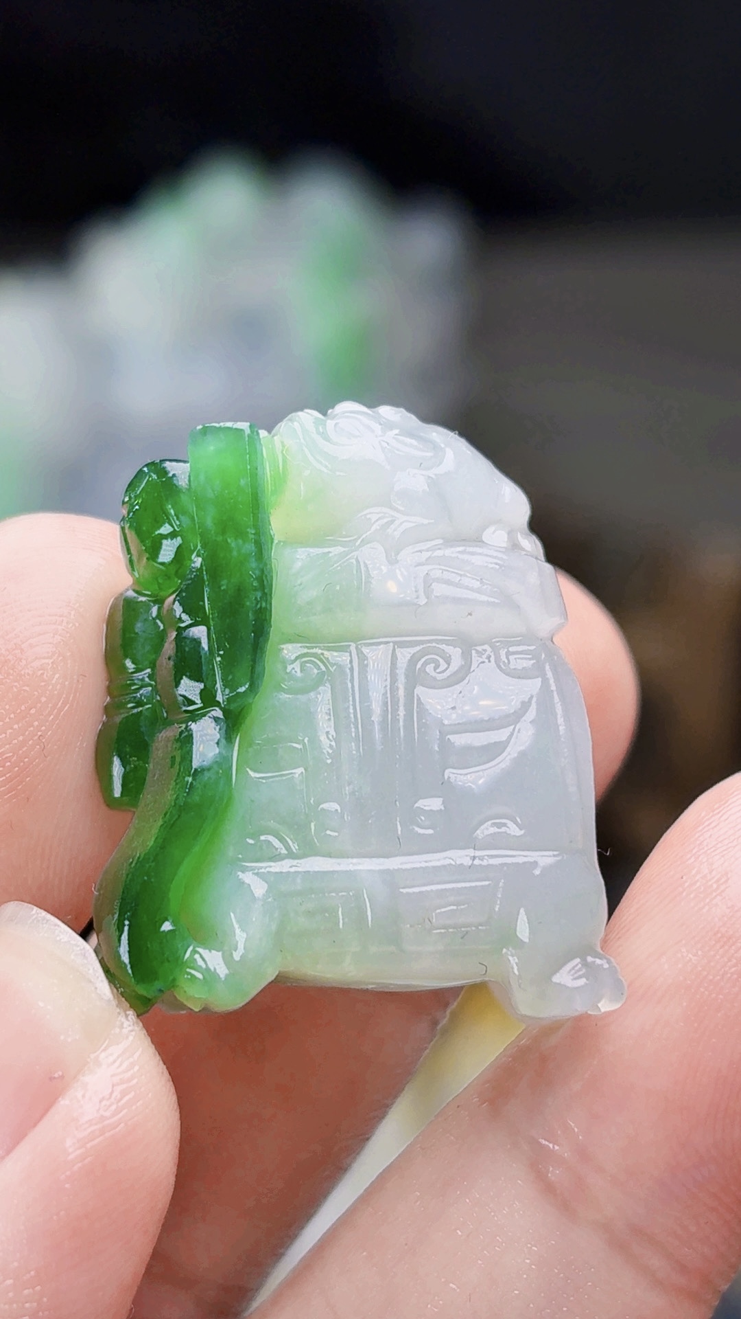 天然缅甸翡翠冰阳绿聚宝盆吊坠毛货买断需抛光尺寸27-22-12