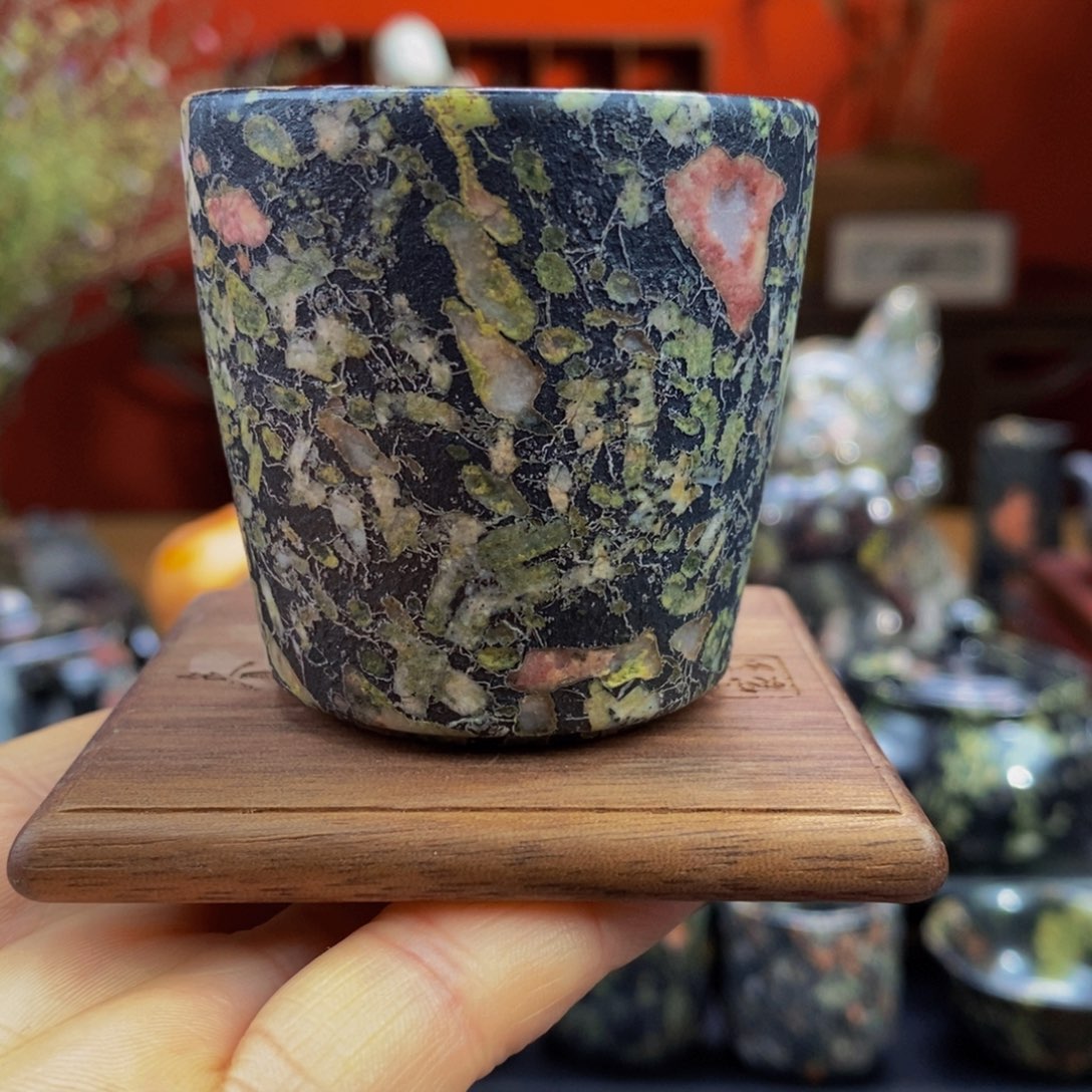 梅花玉精美梅花直饮杯