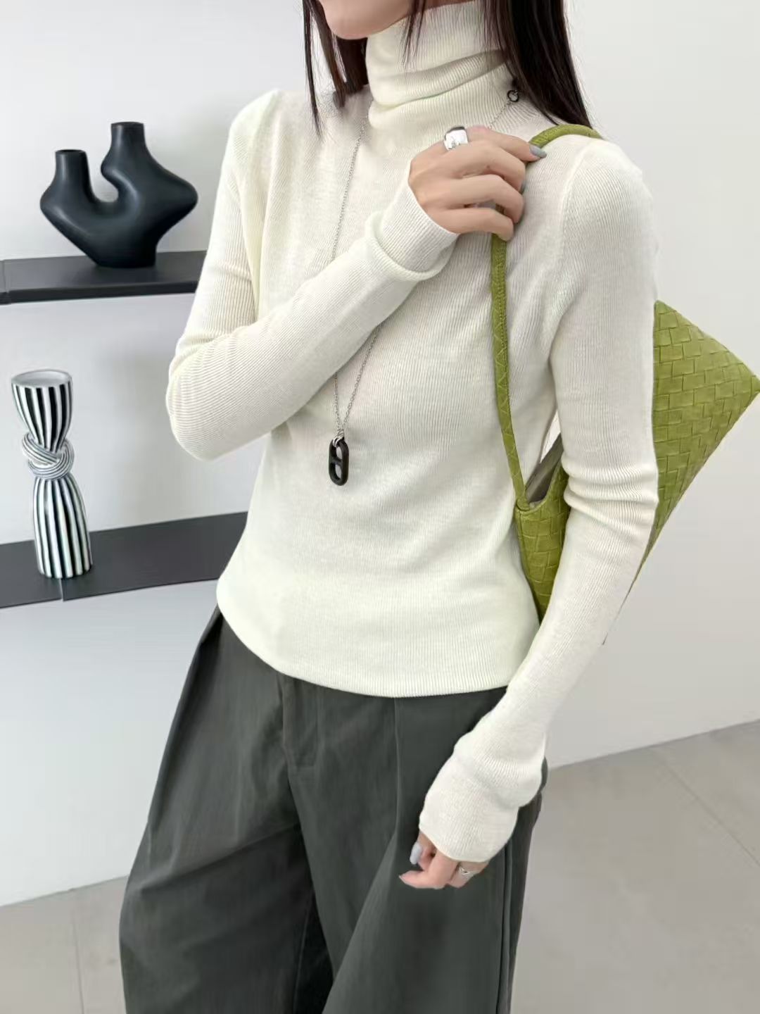 【简爱】2025新款高领针织衫女长袖修身打底衫得体风毛衣上衣2829