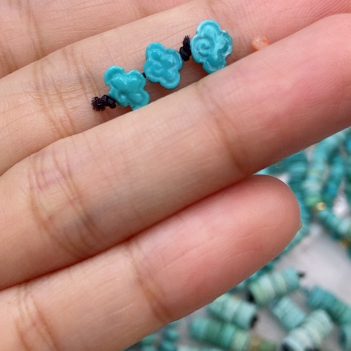 南红玛瑙未镶嵌珠宝奇石