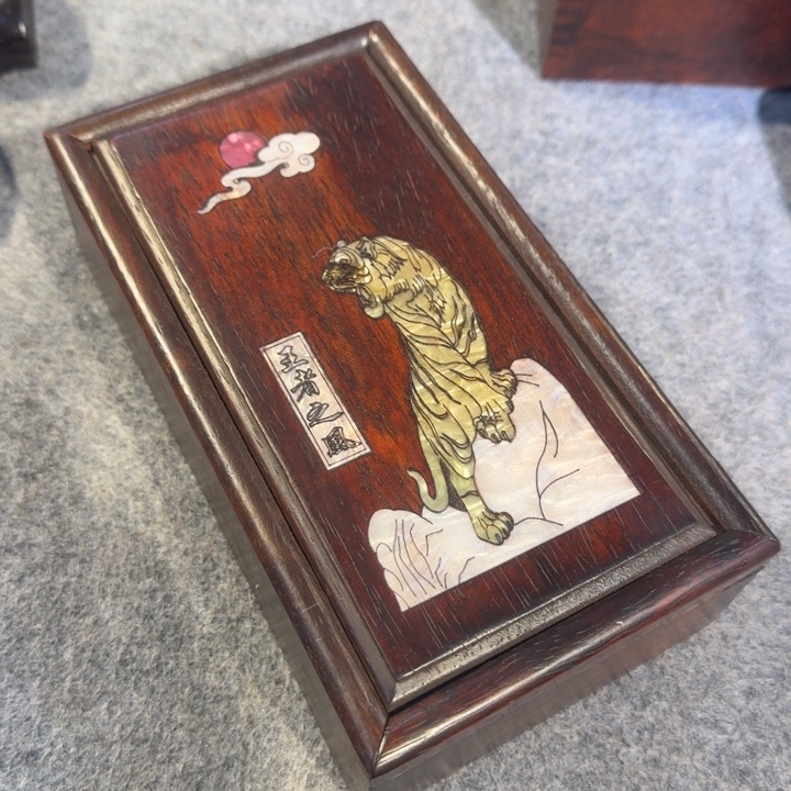 木盒呃呃呃呃呃呃呃呃