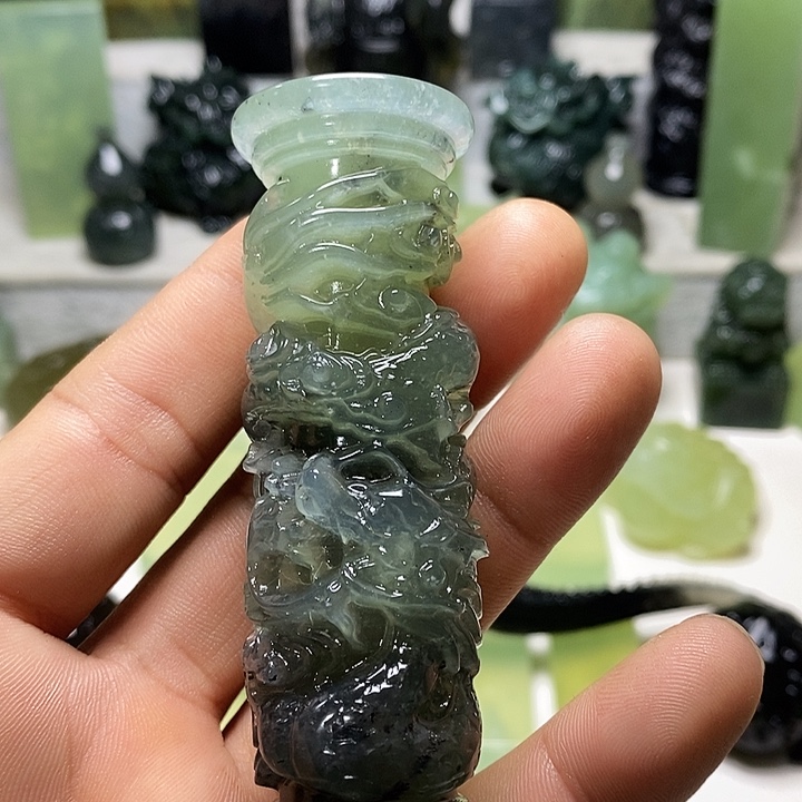 岫玉手把件未镶嵌