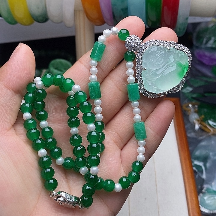 翡翠未镶嵌颈饰204