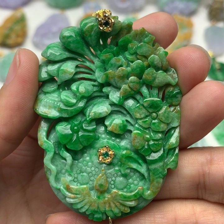 颈饰未镶嵌翡翠翡翠