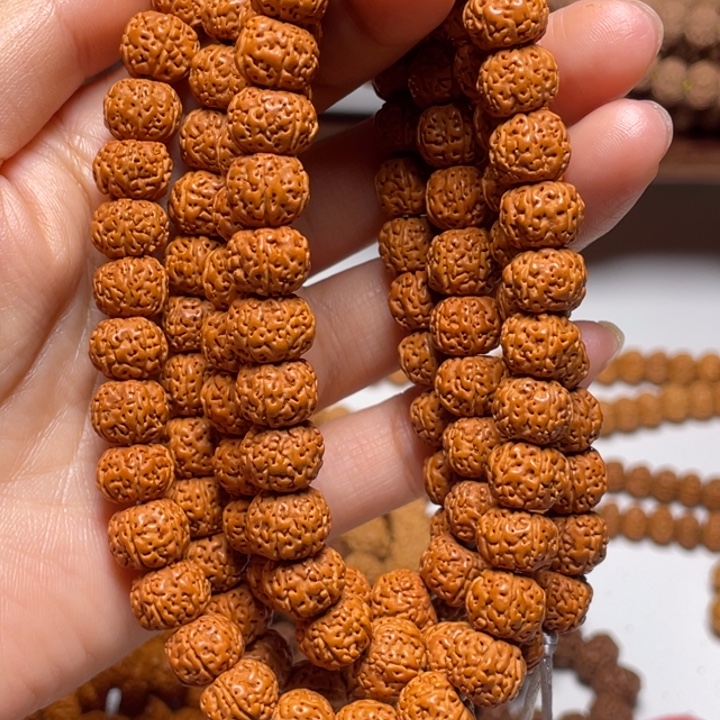 牛***刀手串金刚菩提蜂王1.02