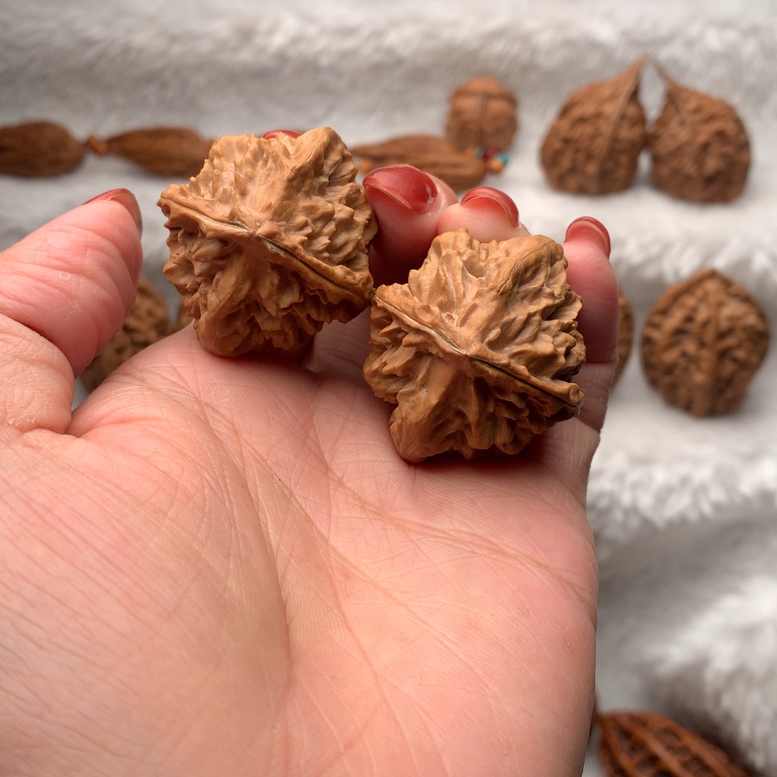 文玩核桃吊坠￴****￴小武核桃小龙骨