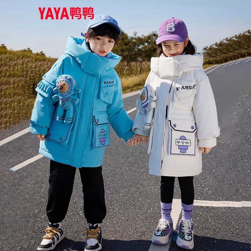 YAYA/鸭鸭童装羽绒服2025反季冬季中大童长款儿童加厚宇航员外套