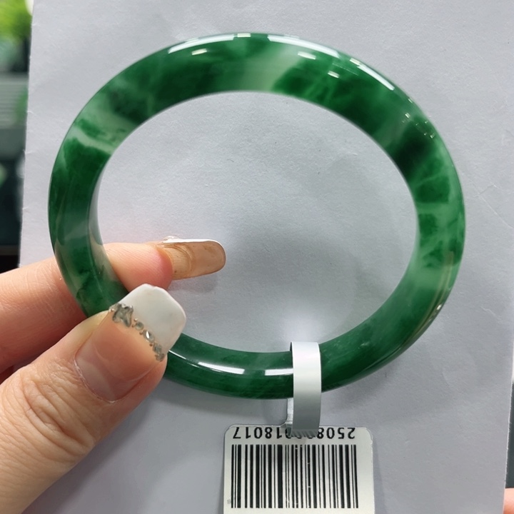 石英质玉（非洲翠）未镶嵌手镯