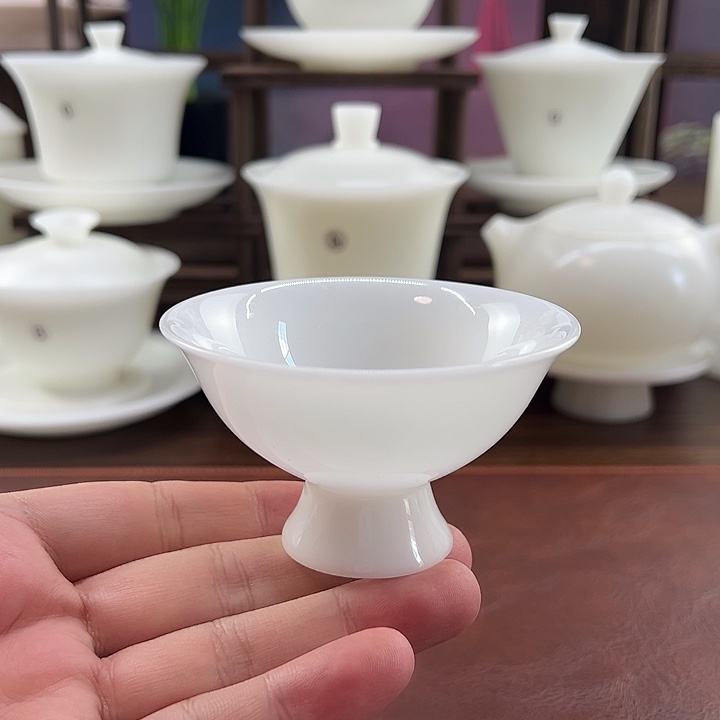 釉烧璞玉瓷70ml高足斗笠杯