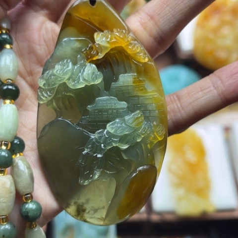 岫玉挂件未镶嵌小*鱼挂件