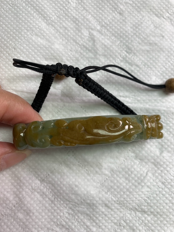 玉如军意翡翠珠宝