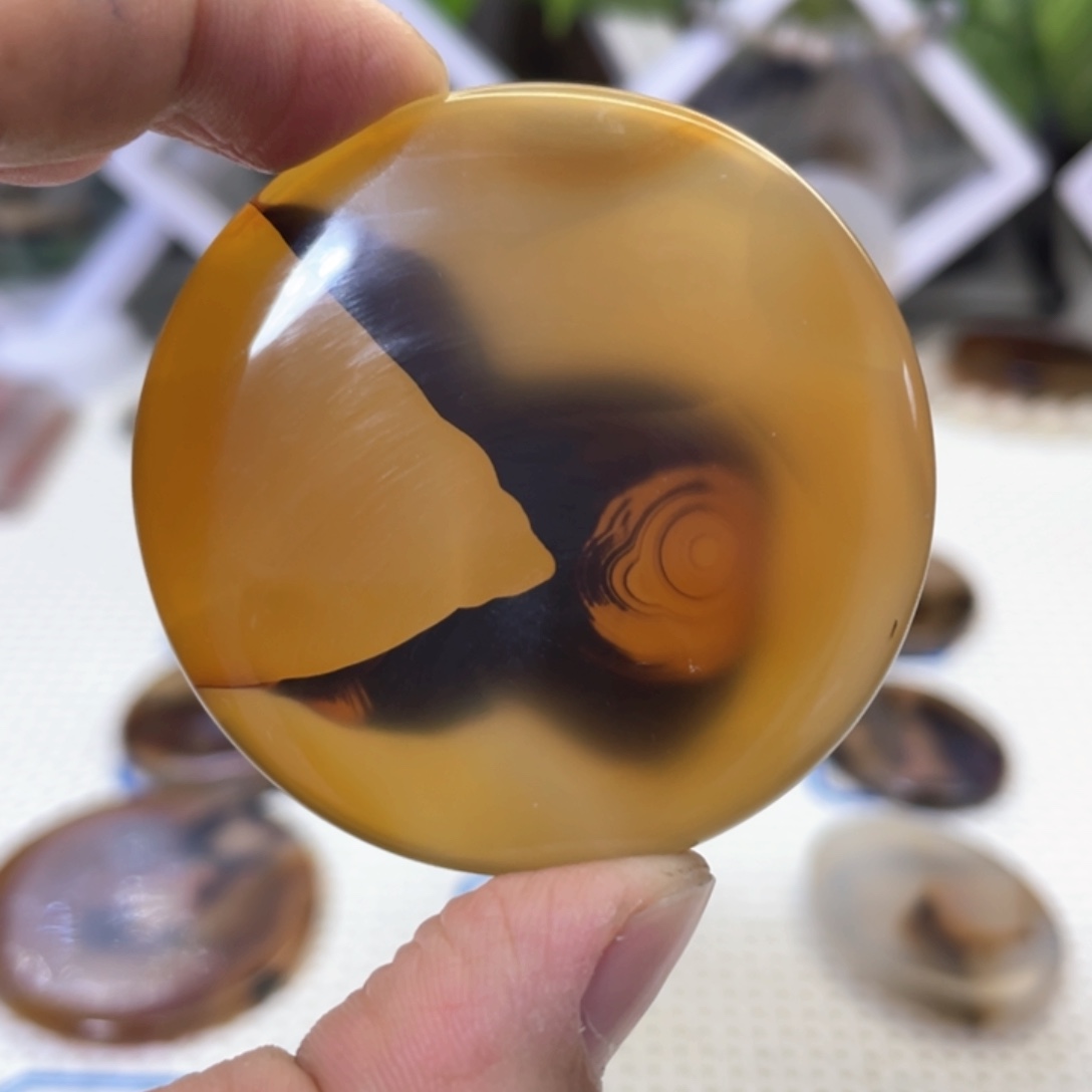 玛瑙/玉髓颈饰未镶嵌