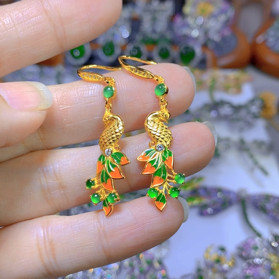 翡翠颈饰银S925镶嵌天然翡翠