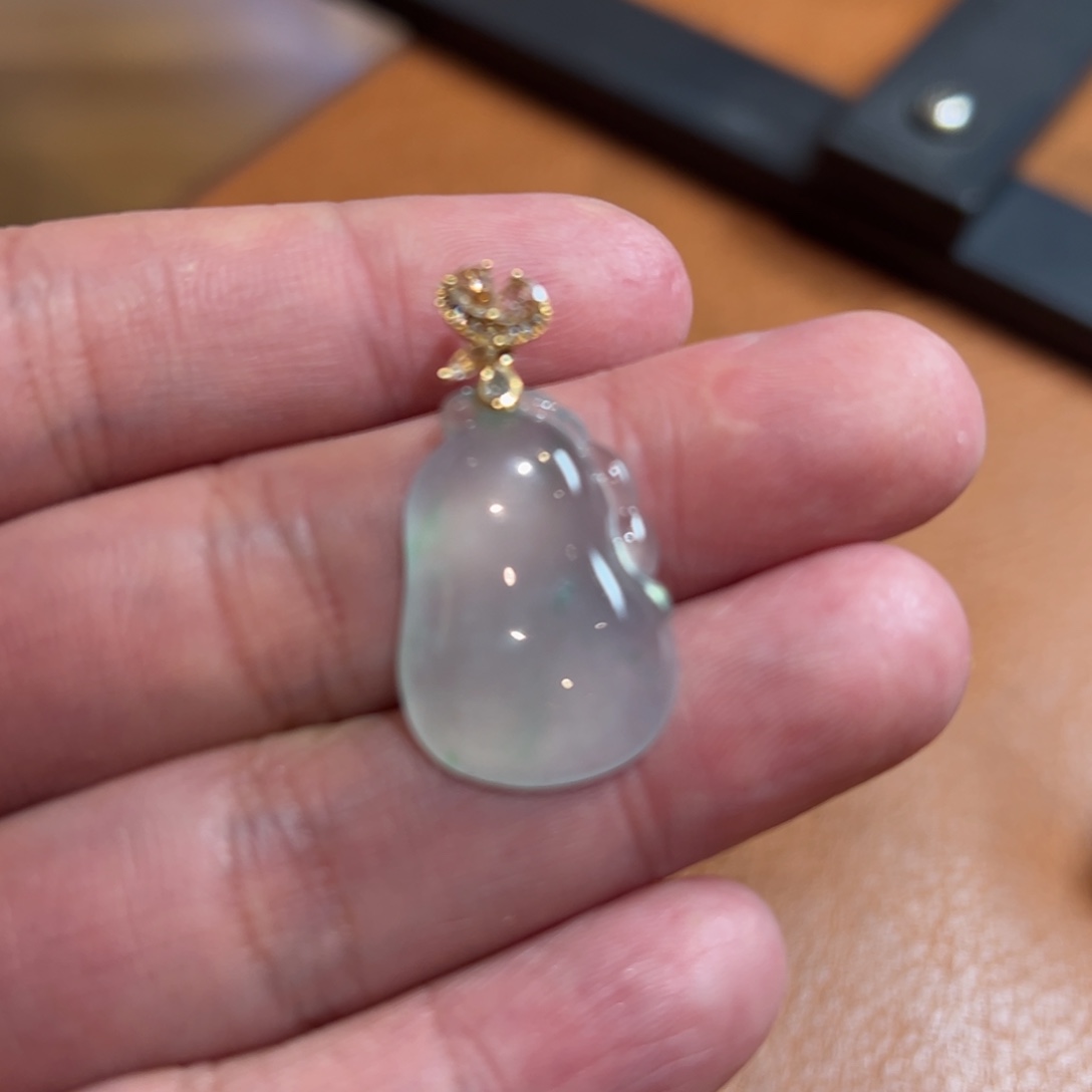 翡翠颈饰18K金镶嵌缅甸天然翡翠