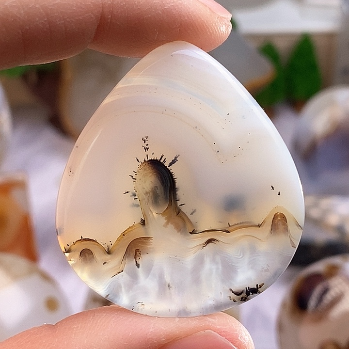 玛瑙/玉髓颈饰未镶嵌石***饼