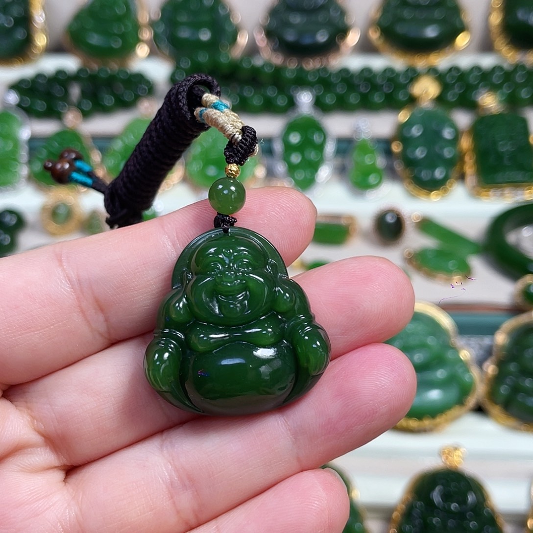 和田玉（碧玉）未镶嵌颈饰辣绿佛公30mm