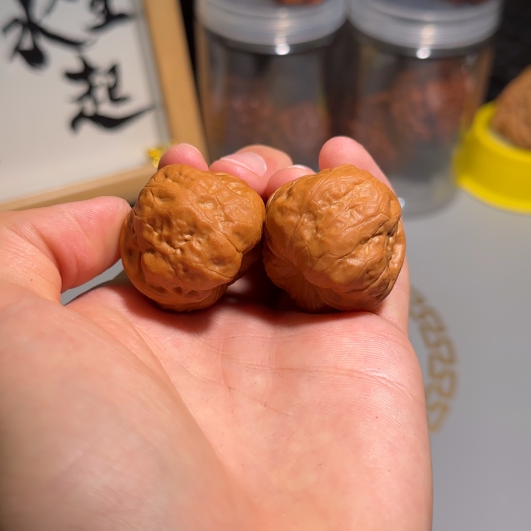 文玩核桃吊坠范*士玉蟾35