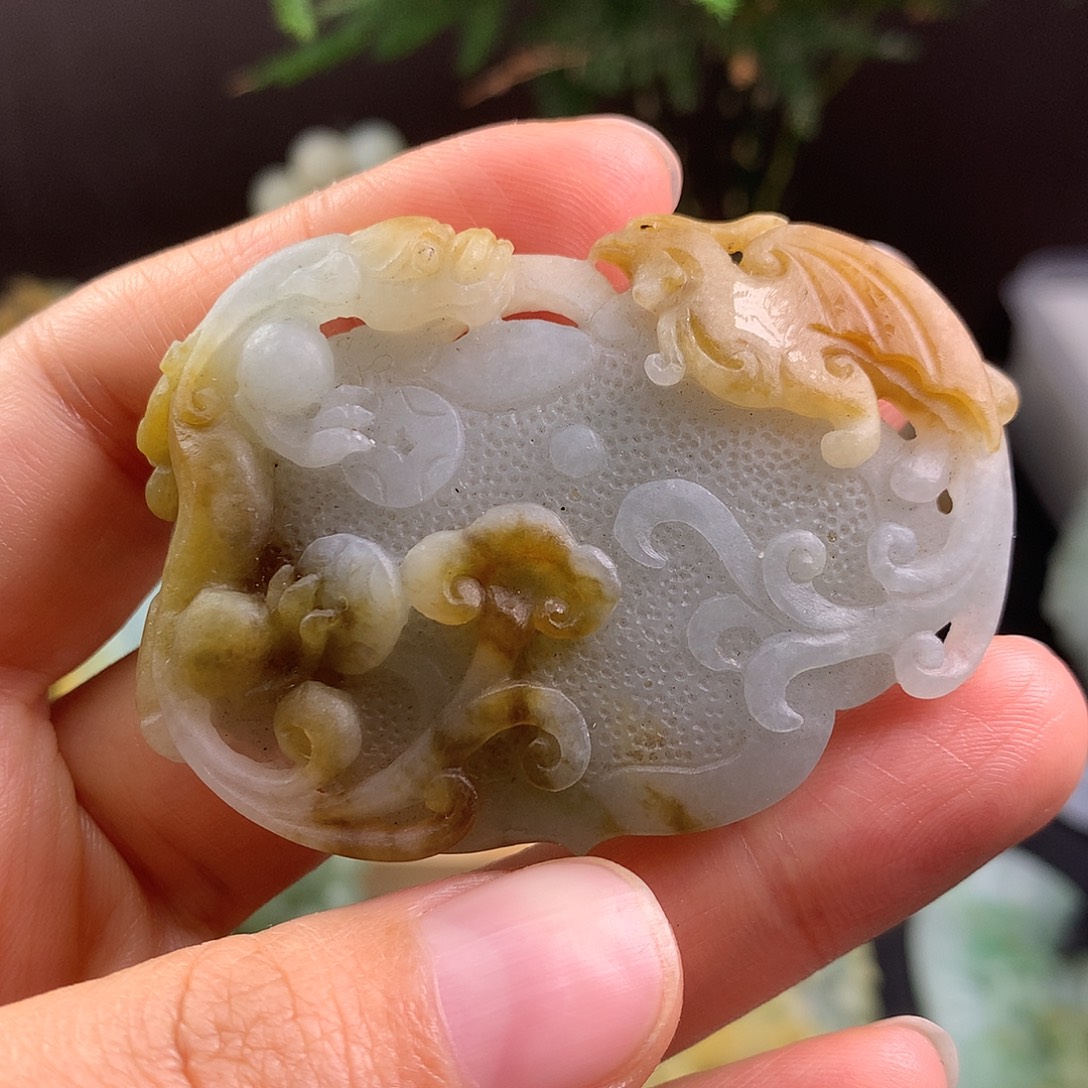 定制翡翠未镶嵌龙凤呈祥