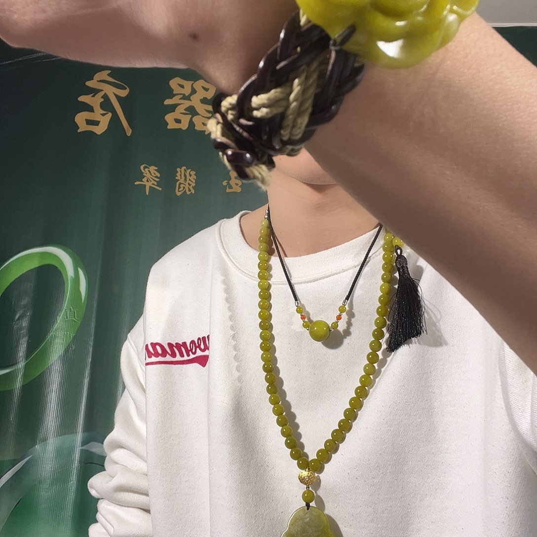 蛇纹石玉合金项链