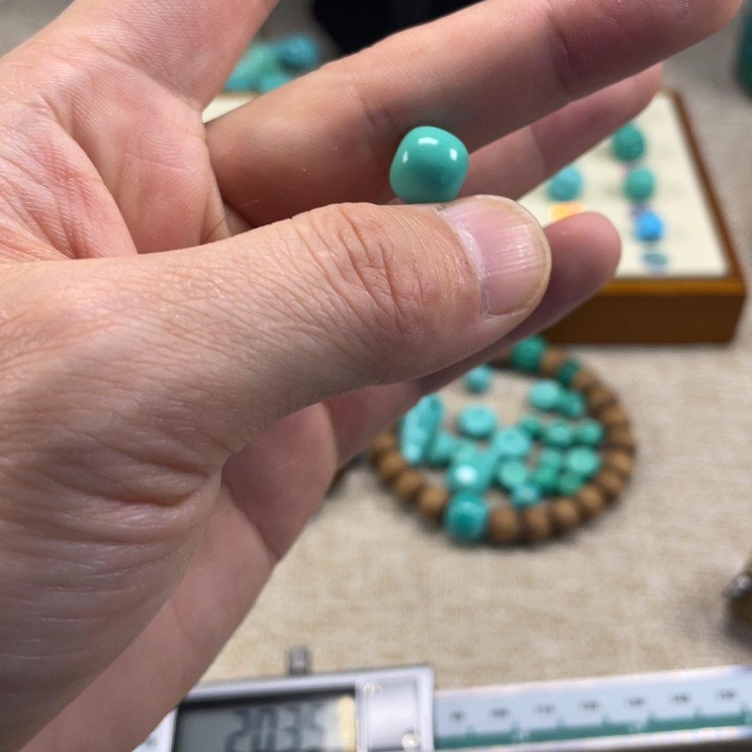 原生态湖北矿小配饰，直径10