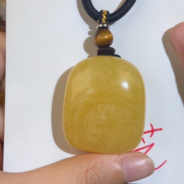 定制琥珀未镶嵌琥珀