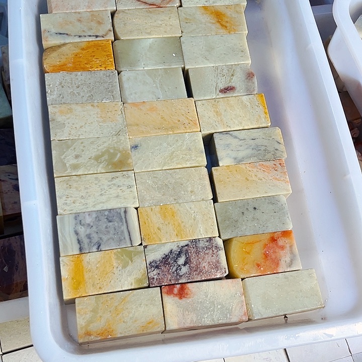 青田石印石阿*晚上在