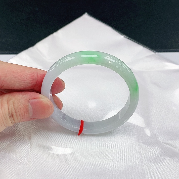 翡翠未镶嵌手镯圈50.8。05033