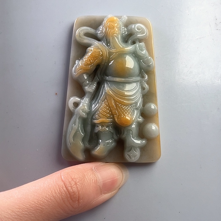 翡翠颈饰未镶嵌幸**奶