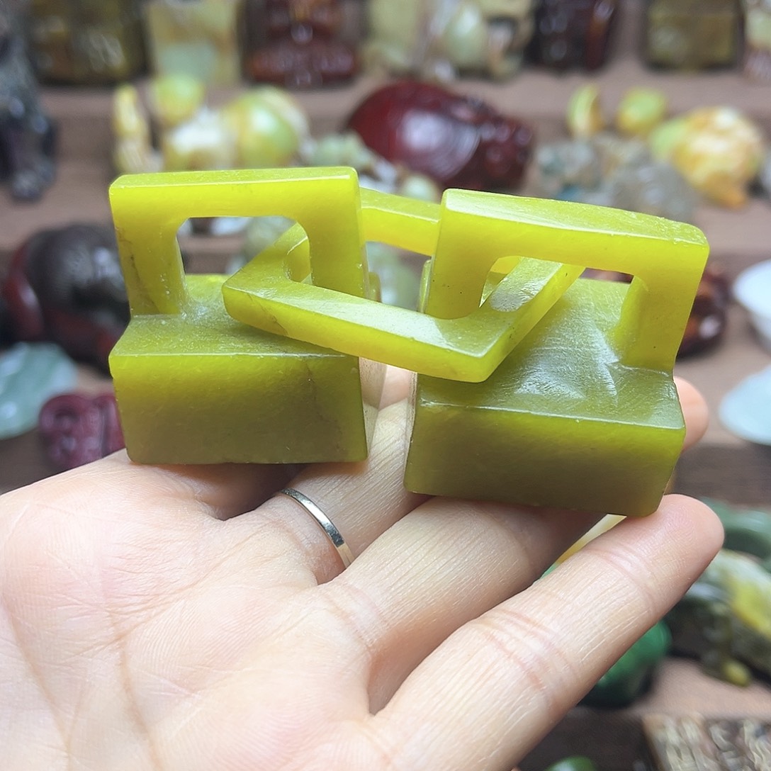 白玉菩提吊坠150。。