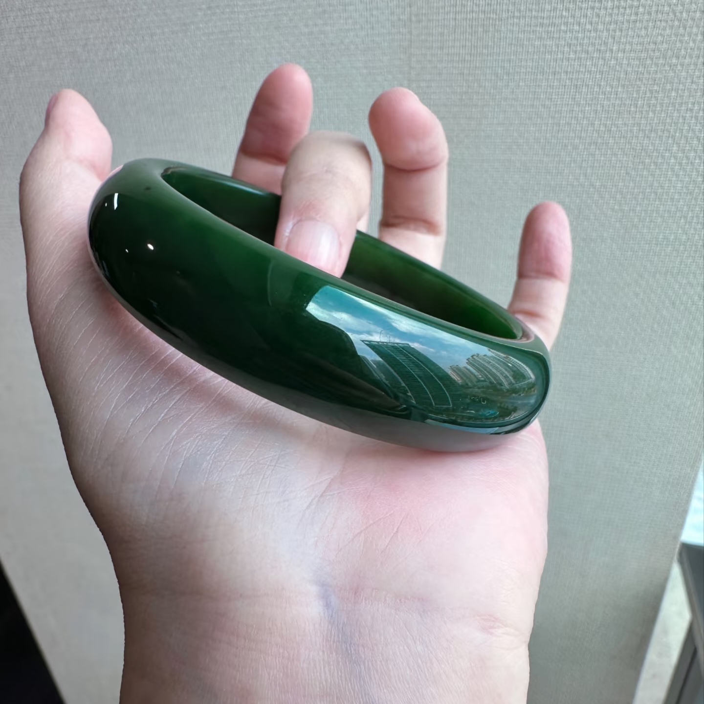 条宽卡13-17/菠菜绿手镯/天然和田玉绿色贵妃镯满绿加厚百搭圆形