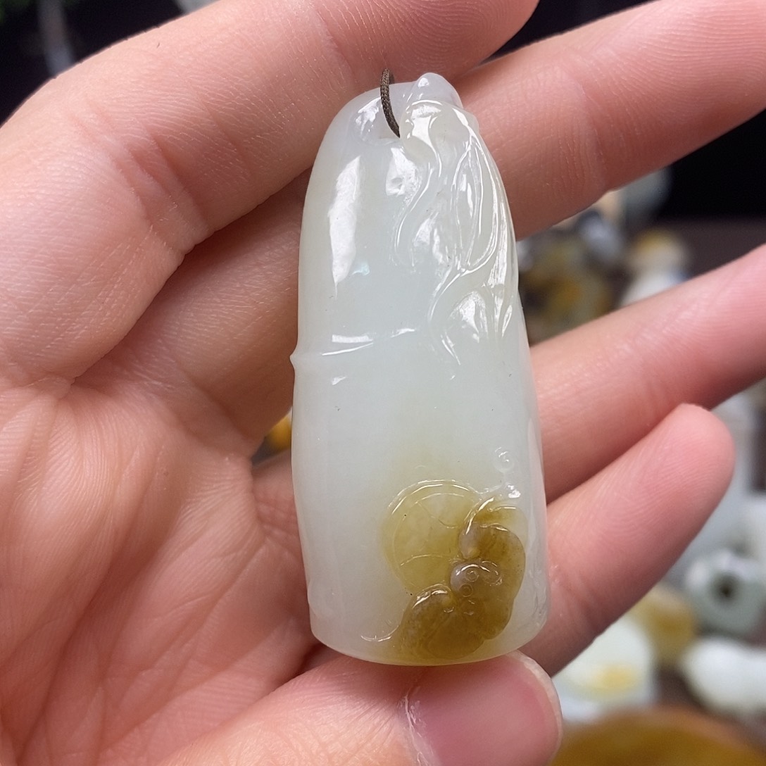 和田玉颈饰未镶嵌52