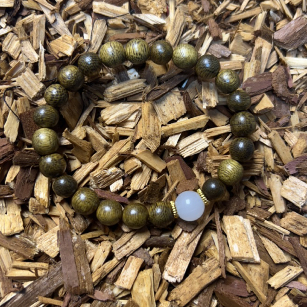 21 福来精选文玩沉香木作手串8mm