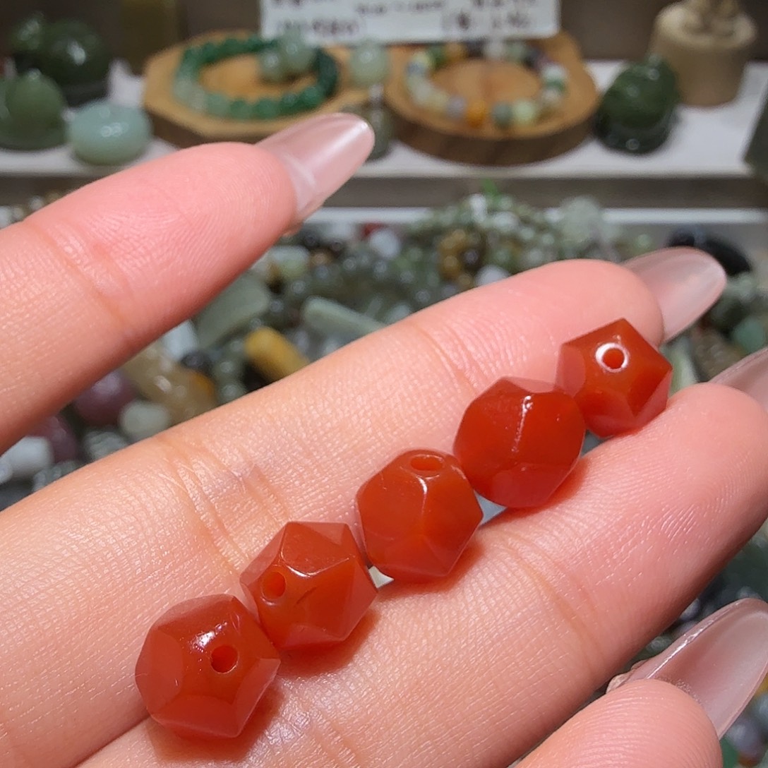 和田玉未镶嵌珠宝奇石