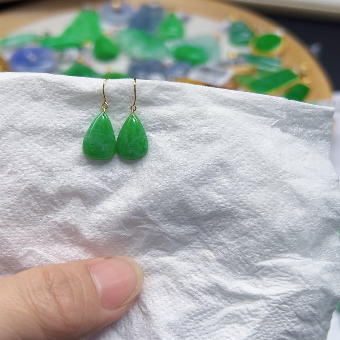 翡翠耳饰18K金镶嵌天然缅料A货一件