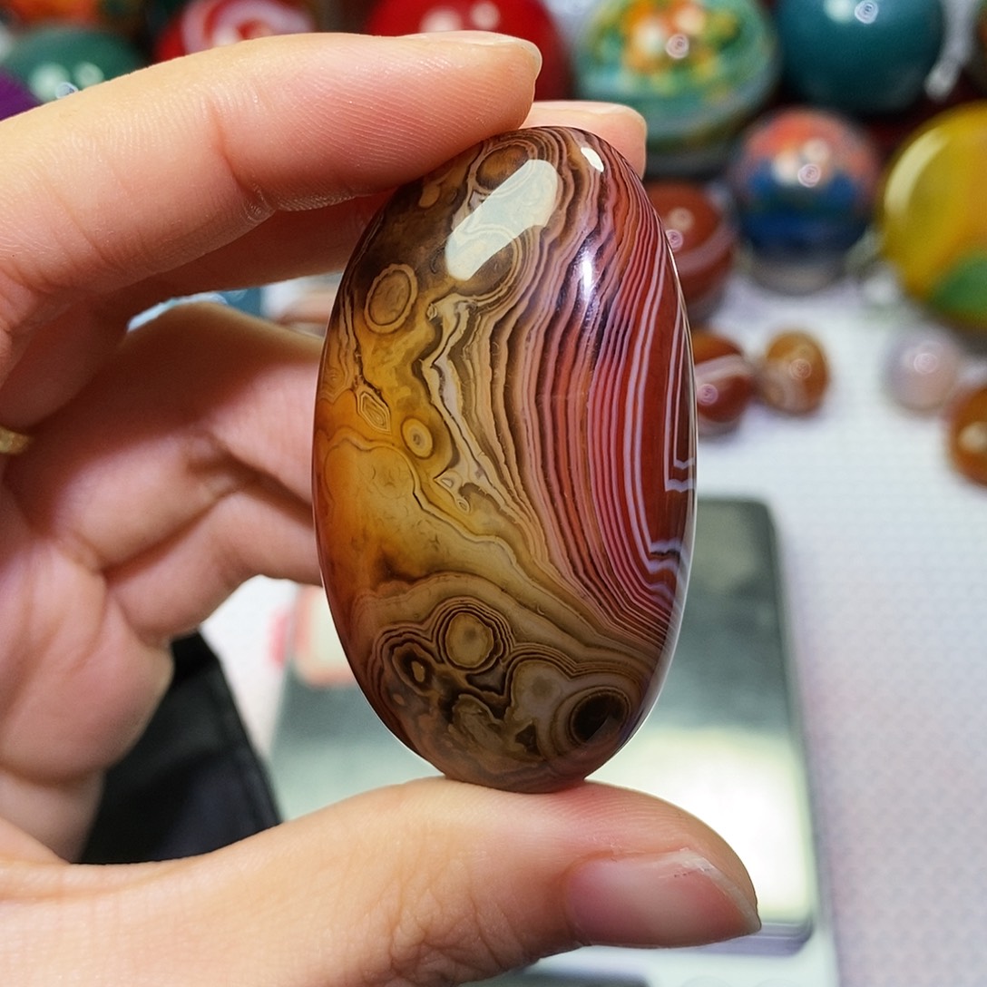 V***V玛瑙/玉髓未镶嵌珠宝奇石