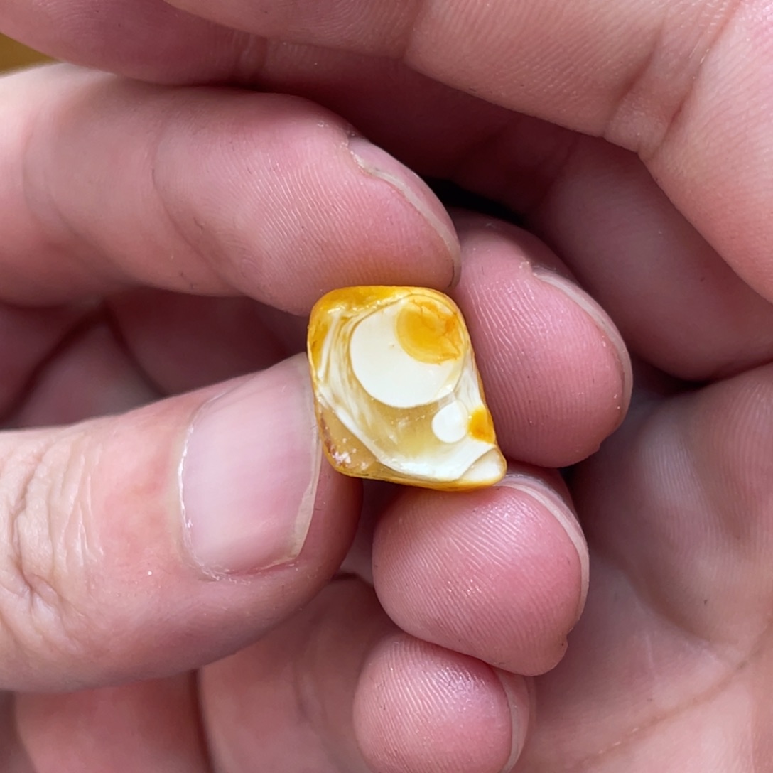 未镶嵌定制琥珀定制