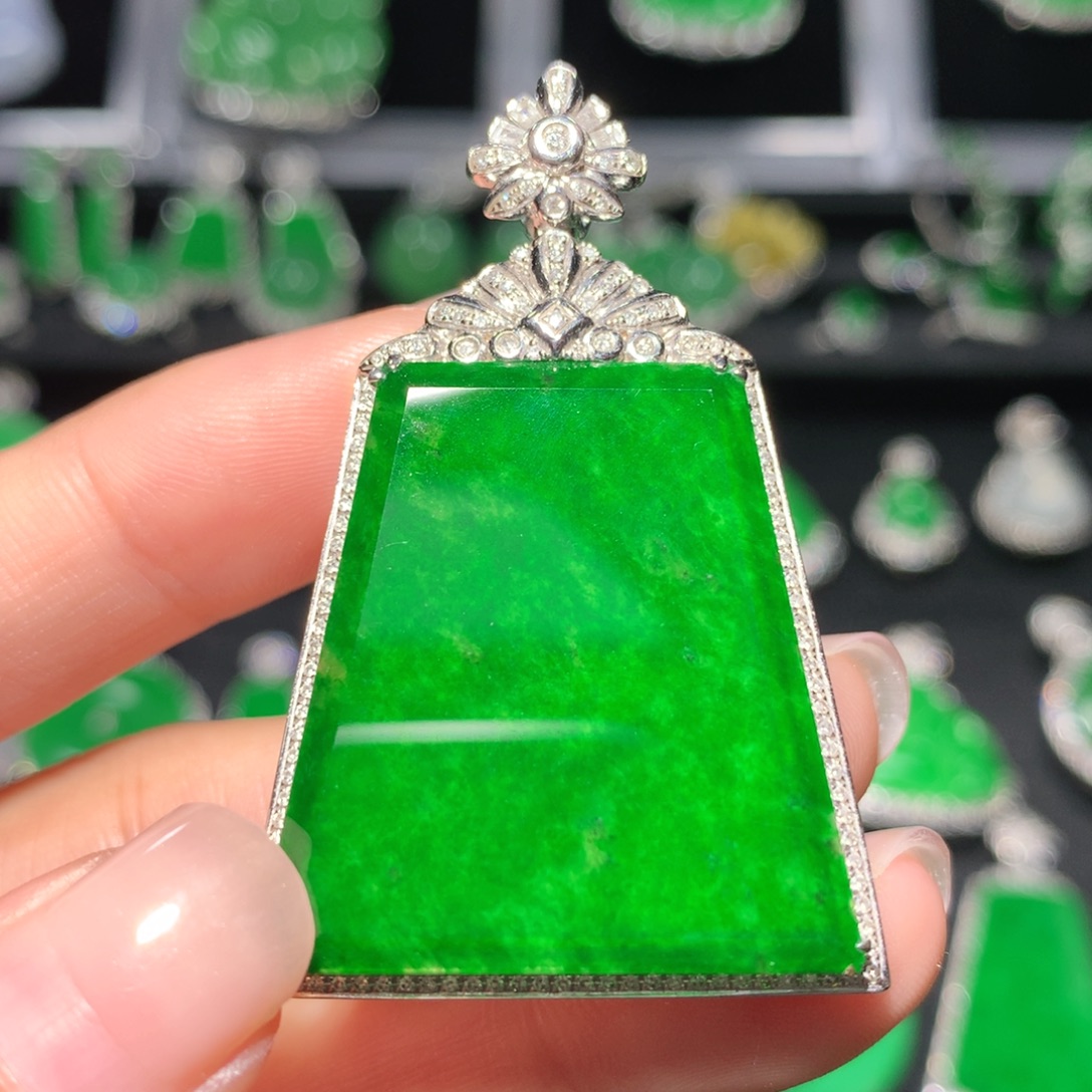 翡翠18K金镶嵌吊坠(不含链)翡翠