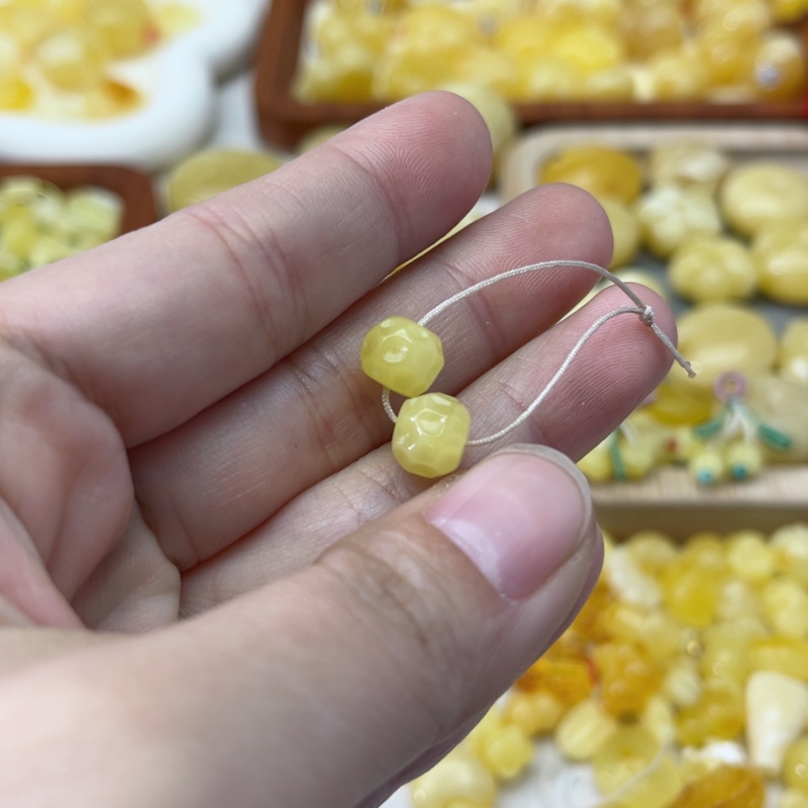 【闪购商品】未镶嵌蜜蜡裸石配饰