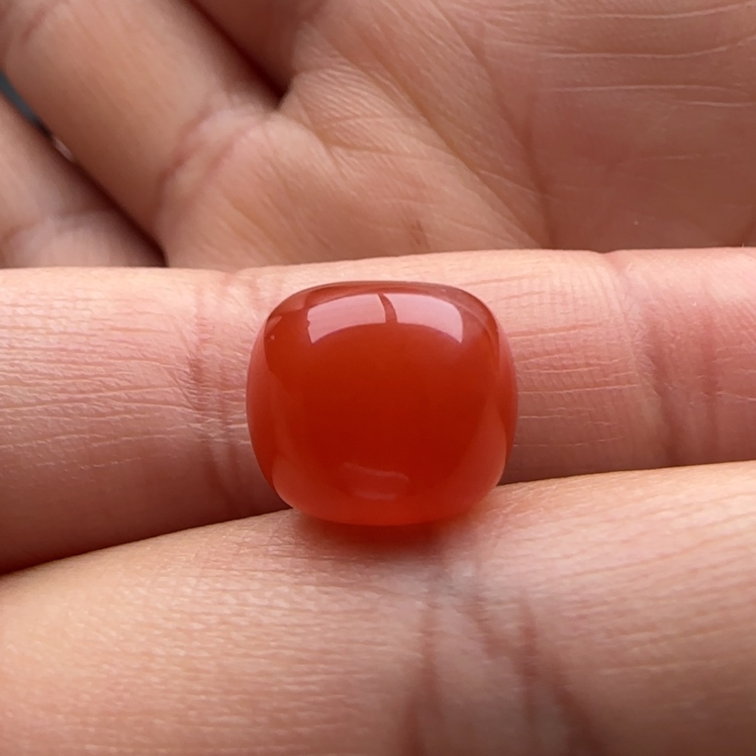 南红玛瑙老型12x10.6未镶嵌孔马牙