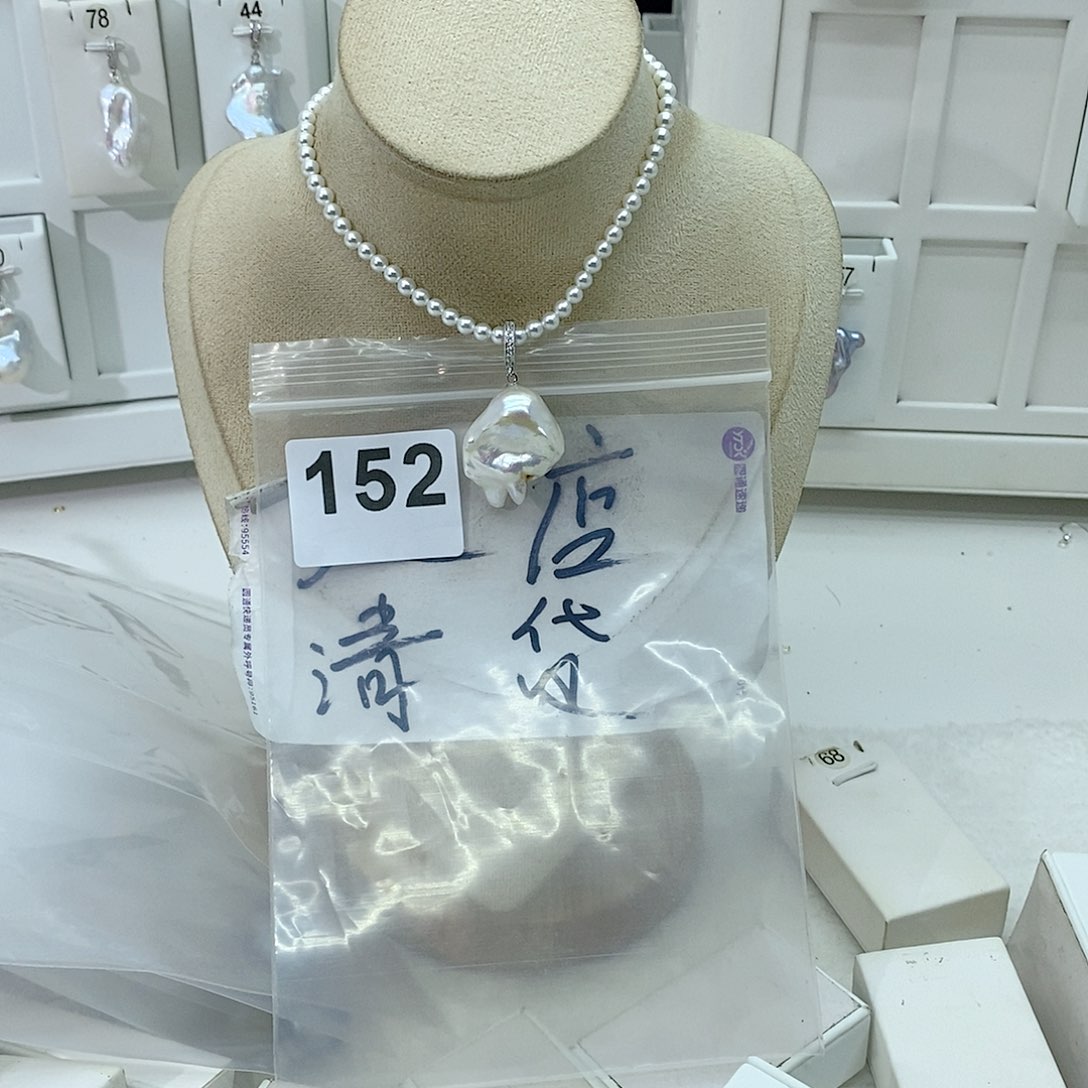 淡水珍珠颈饰合金