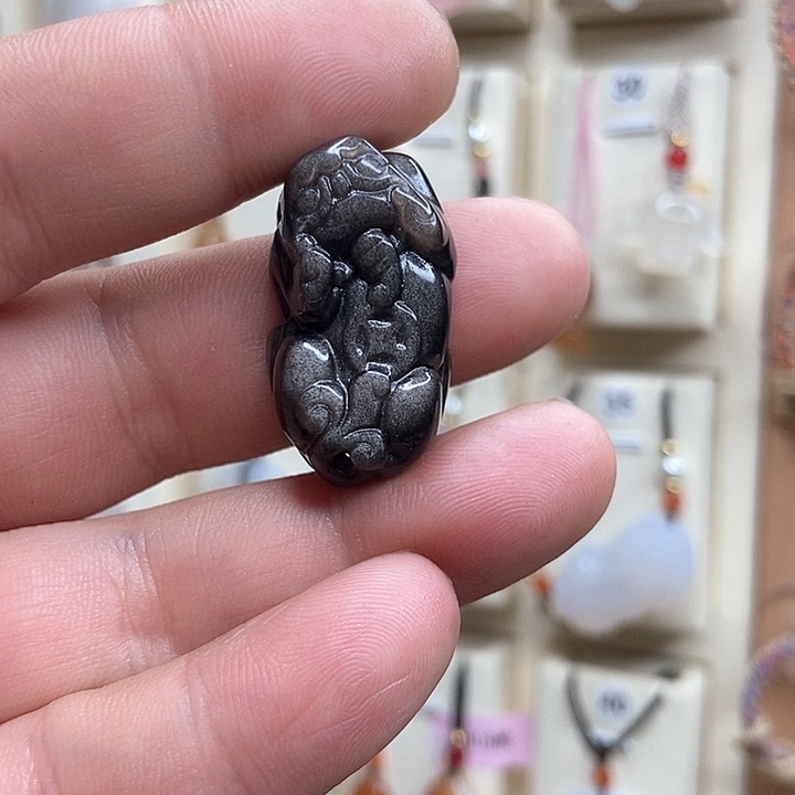 黑曜岩颈饰未镶嵌下*叭