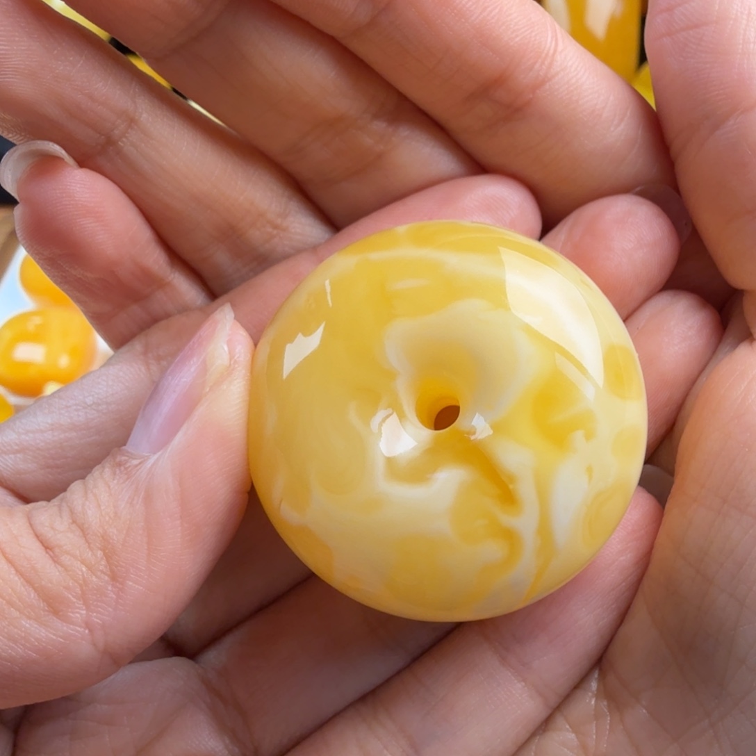 一***华琥珀未镶嵌颈饰纯天然琥珀蜜蜡无优化