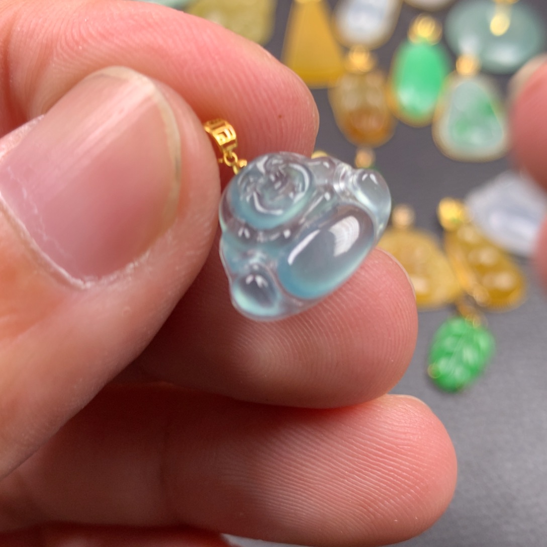 【闪购商品】颈饰18K金镶嵌翡翠翡翠