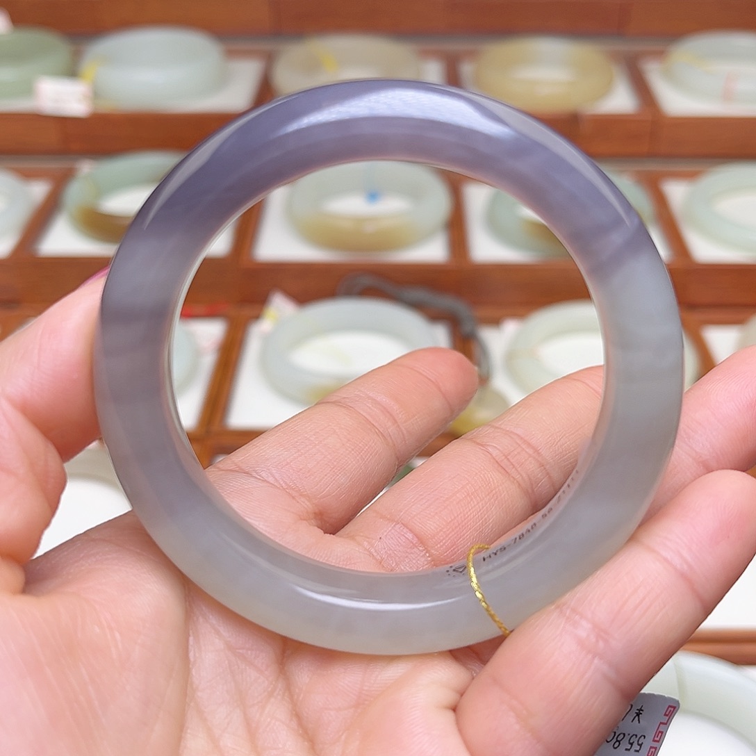 和田玉手镯未镶嵌55.8